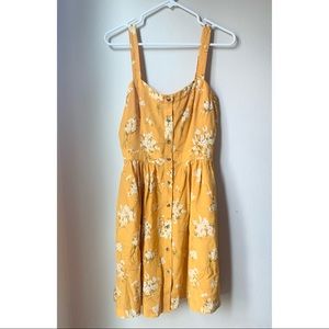 Madewell size 8 dress. Worn once to a wedding and its in great condition.